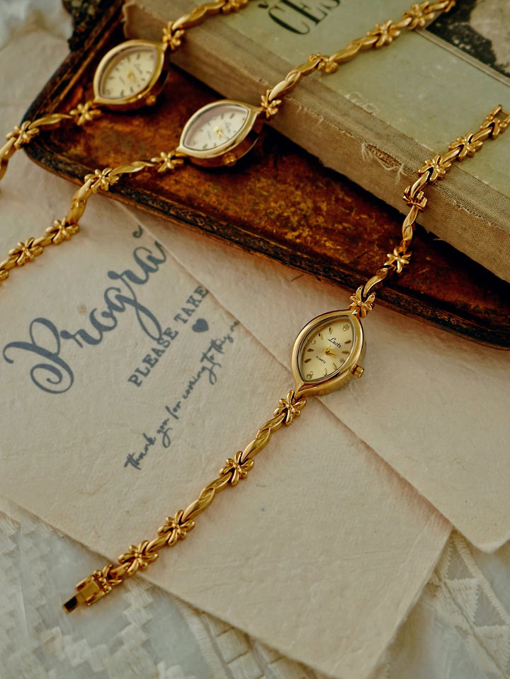 French Retro Women's Watch – Gold Small Dial, Elegant & Waterproof Bracelet