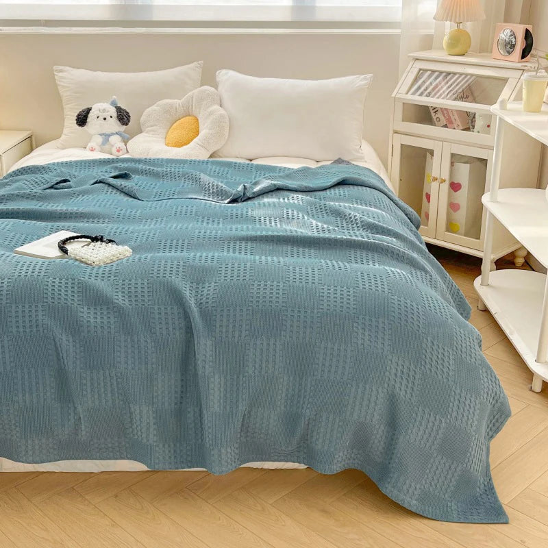 Battilo Cotton Throw Blanket