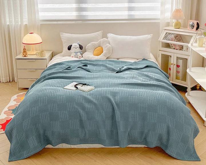 Battilo Cotton Throw Blanket