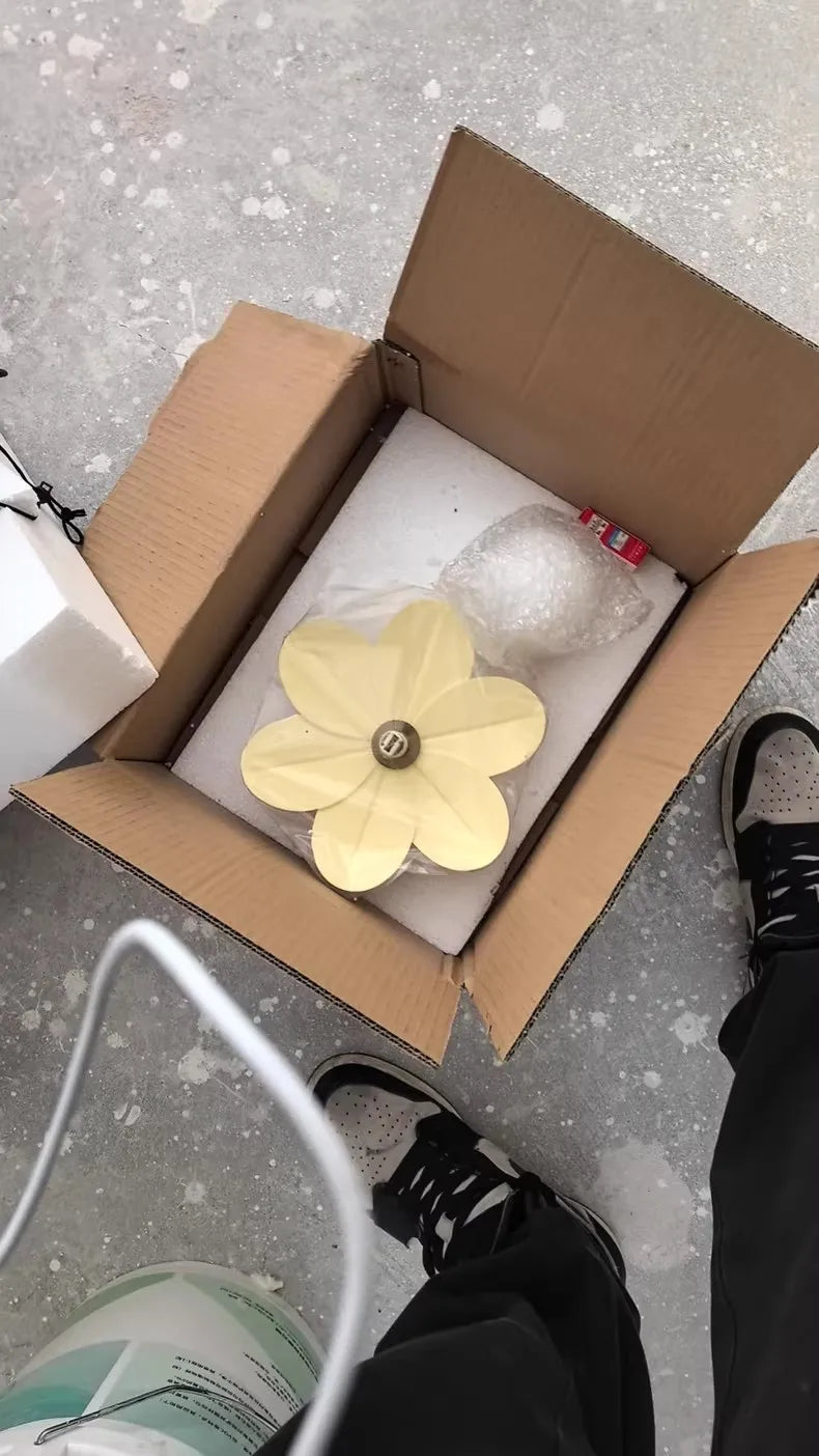 Petal Flower Wall Lamps for Children's Room Princess Bedroom Girl's Bedside Light Romantic LED Glass Flower Design Nursery Lighting