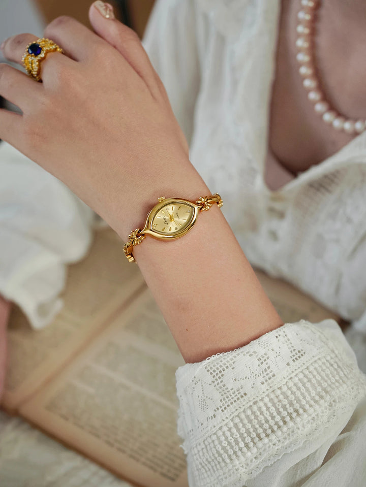 French Retro Women's Watch – Gold Small Dial, Elegant & Waterproof Bracelet