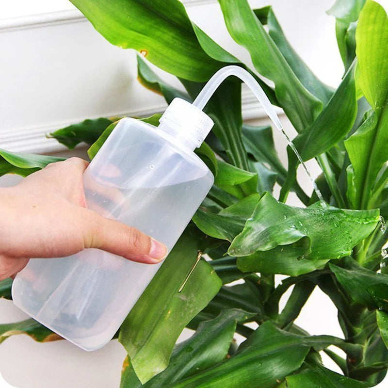 1/2/4Pcs Squeeze Watering Bottles – Plant Sprayer Kettle for Flowers, Succulents & Garden Use