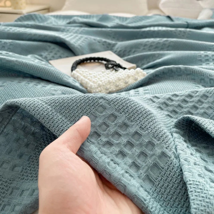 Battilo Cotton Throw Blanket