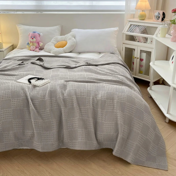 Battilo Cotton Throw Blanket