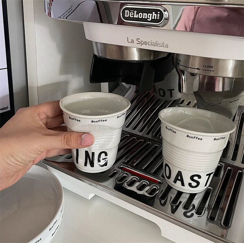 Korean Style White Ceramic Coffee Mug 200ml Nordic Wrinkle Design 6.7oz Drinking Tumbler with English Lettering Universal Drinkware